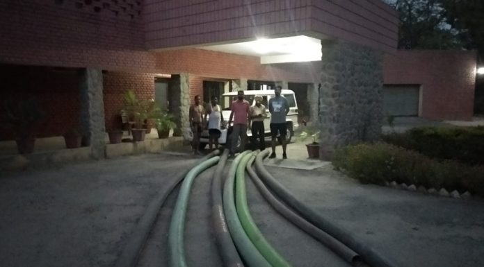 Team of Irrigation officials led by XEN Gurjinder Bahia catches 23 cases of Canal Water theft