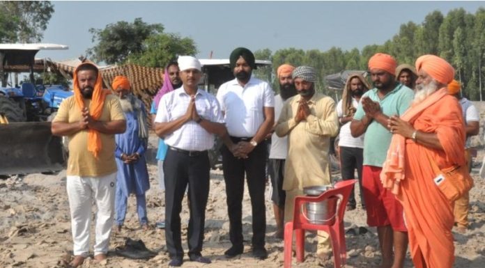 DC Jalandhar begins work for refilling 45 feet scoured PIT at Jania