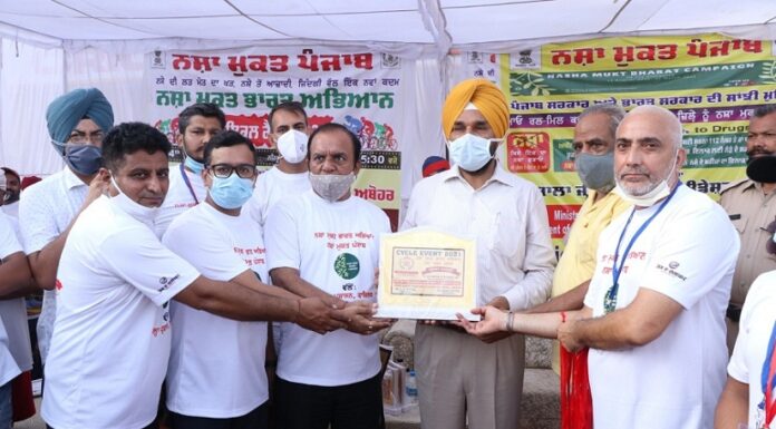 Fazilka District administration organises anti-drug awareness bicycle rally at Abohar
