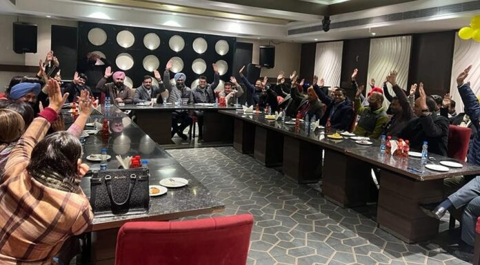 PCS officers announce week long casual mass leave from Jan 9 to protest the arrest of PCS Narinder Dhaliwal RTA Ludhiana