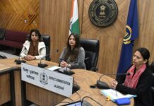 Election Observer issues guidelines to micro observers for the counting of Zilla Parishad and Panchayat Samiti votes