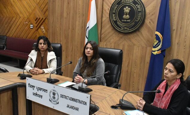 Election Observer issues guidelines to micro observers for the counting of Zilla Parishad and Panchayat Samiti votes